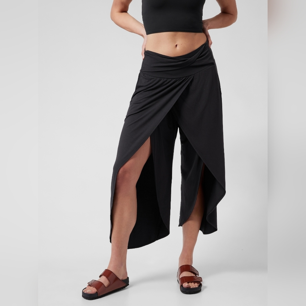Athleta Women's Relsease Pant Black Size XL NWT